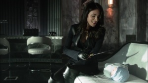 They Did What- Nyssa holds a blade close to Barbara's baby- Gotham, Fox